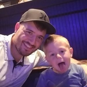 Meet your Posher, Devin